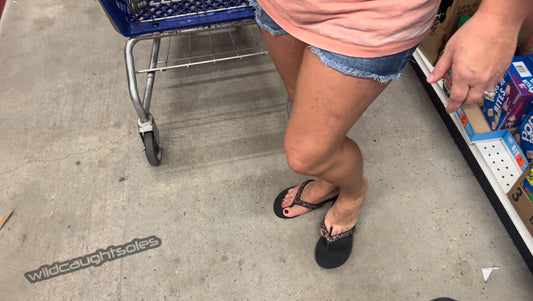 Flip-flopped housewife 45 - Dry heel massage technique